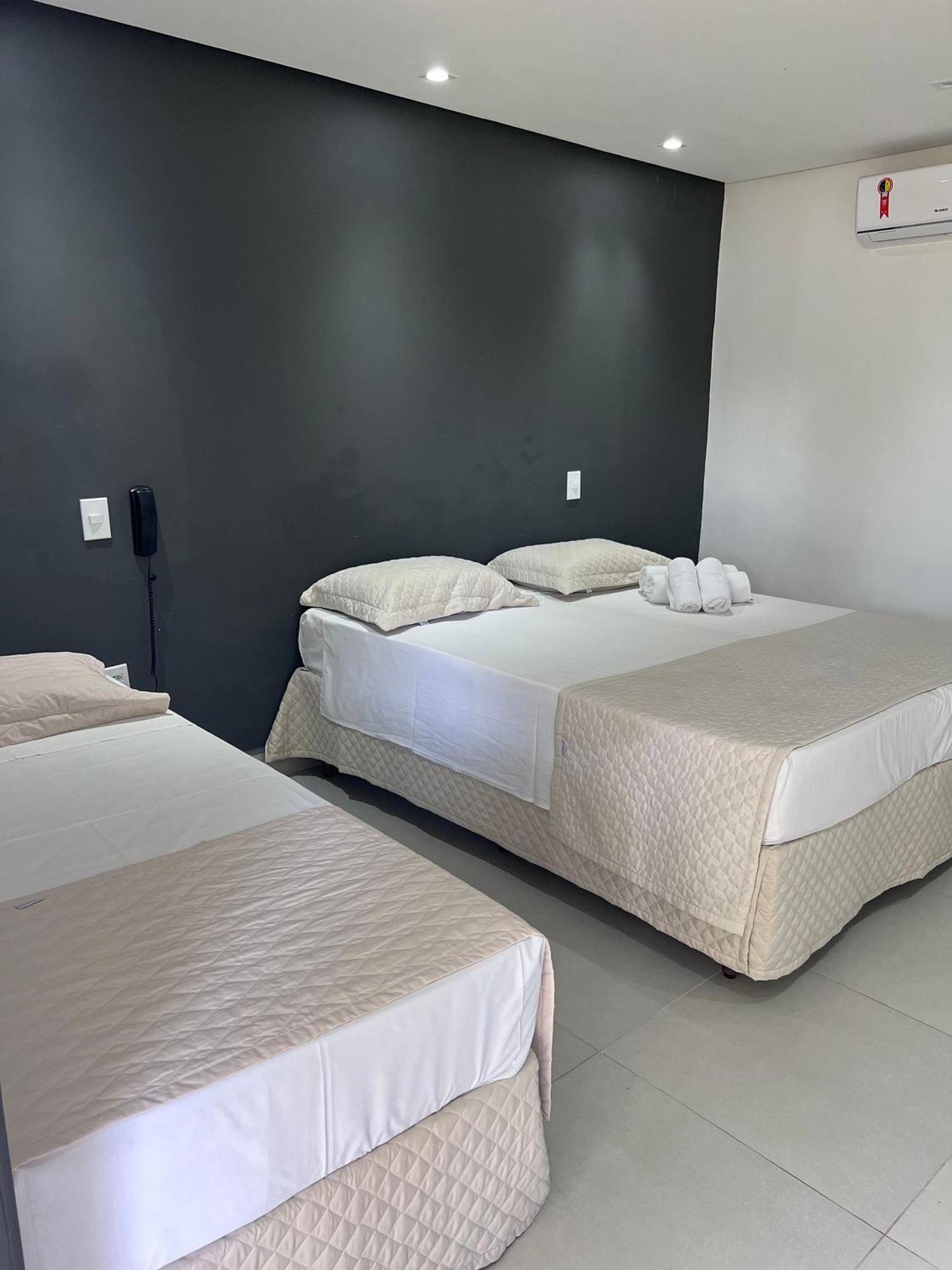 O Beira Mar Praia Hotel Esta Localizado Na Orla, Na Praia De Taperapuan, Cafe Incluso, Wi-Fi 500Mb, Piscinas, Estacionamento Privativo, Ar Condicionado Split, Smart Tv, Frigobar, Porto Seguro Exterior photo