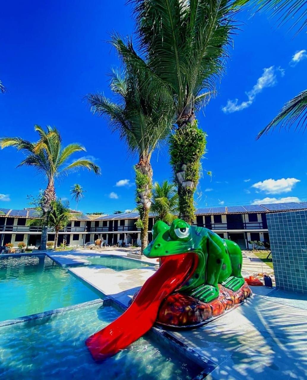 O Beira Mar Praia Hotel Esta Localizado Na Orla, Na Praia De Taperapuan, Cafe Incluso, Wi-Fi 500Mb, Piscinas, Estacionamento Privativo, Ar Condicionado Split, Smart Tv, Frigobar, Porto Seguro Exterior photo
